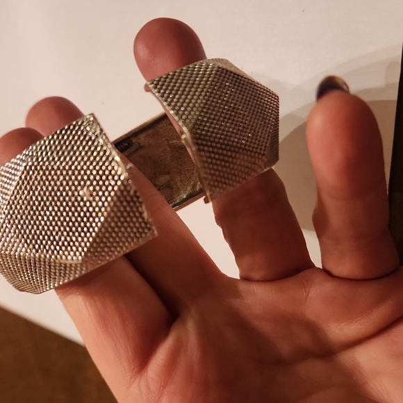 Large mesh Bangle hinged vintage silver - Picture 5 of 13